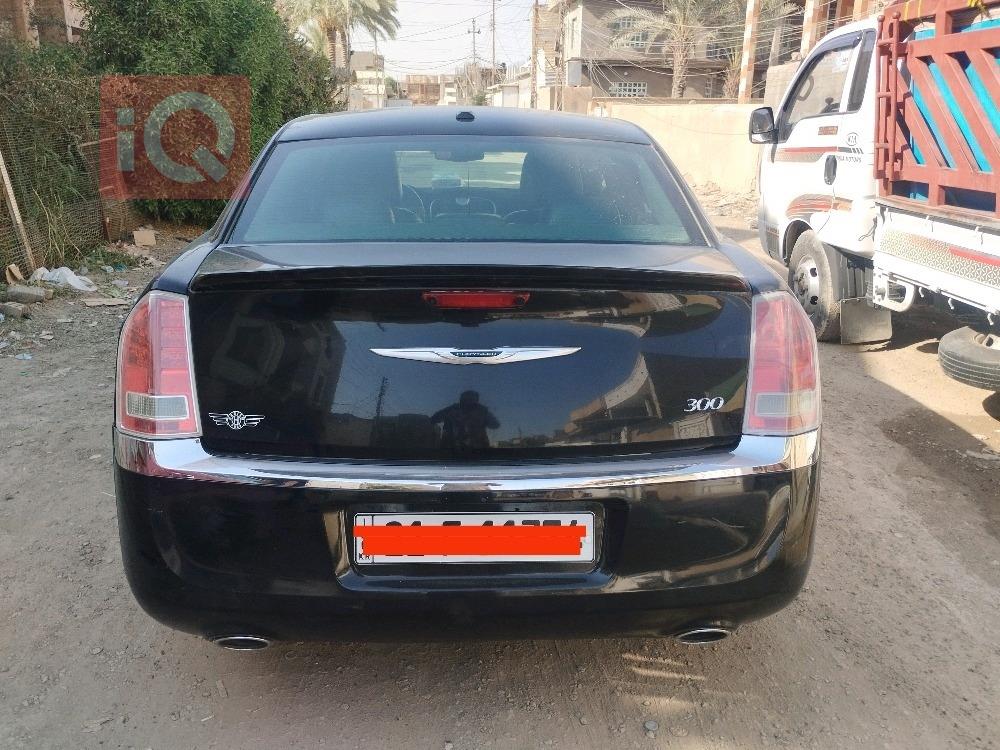 كرايسلر 300